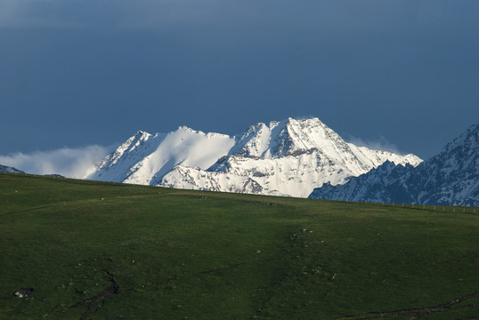 雪山