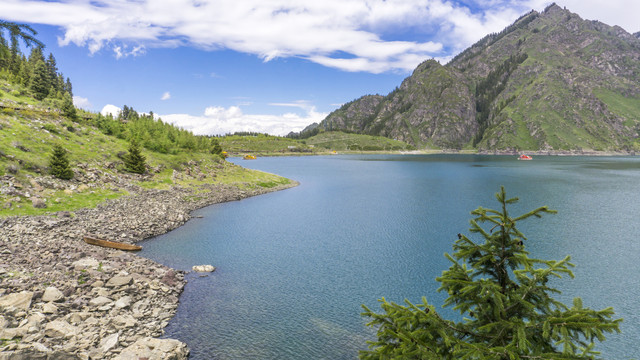 天山天池风景