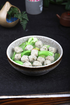 上汤大肉丸