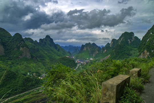 青山