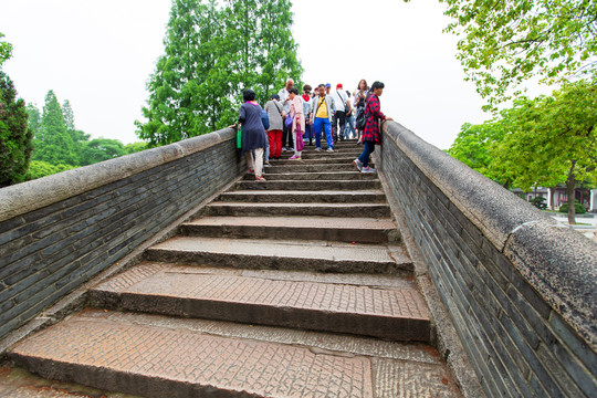 江苏苏州寒山寺江村桥桥面