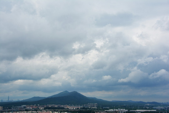 风雨欲来