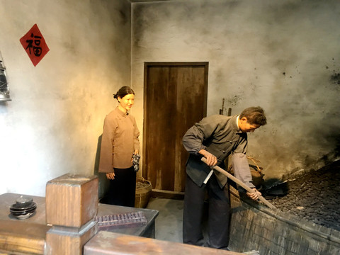 旧上海民国时期的卖煤球店铺