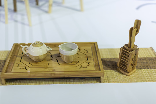竹编与茶具结合