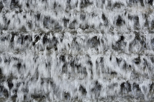 瀑布水花