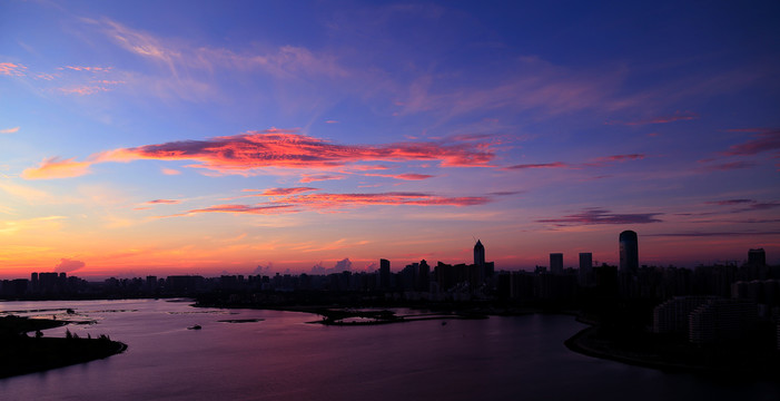 海口湾日出高清大景