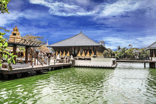 斯里兰卡科伦坡水中庙