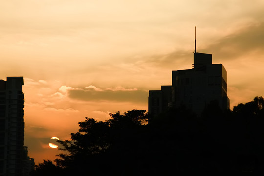 城市落日