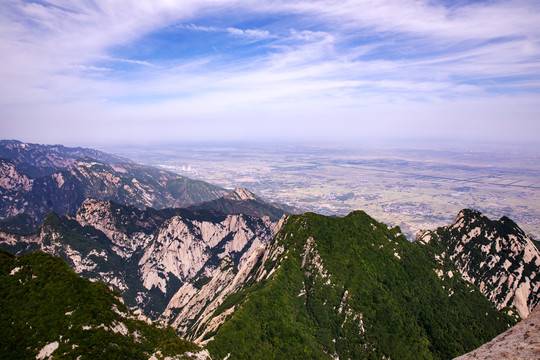 华山西峰俯瞰