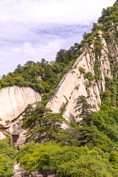 华山苍龙岭