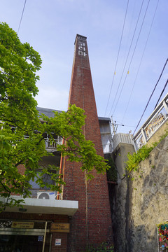 韩国北村韩屋村红砖烟囱