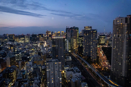 日本东京城市黄昏夜景