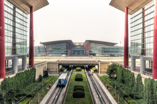 北京T3机场航站楼轨道