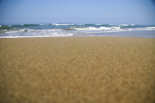 沙滩海浪花