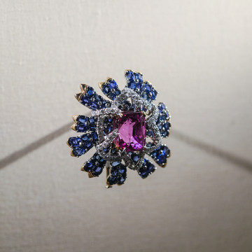 胸针胸花
