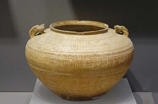 战国早期原始青瓷罐