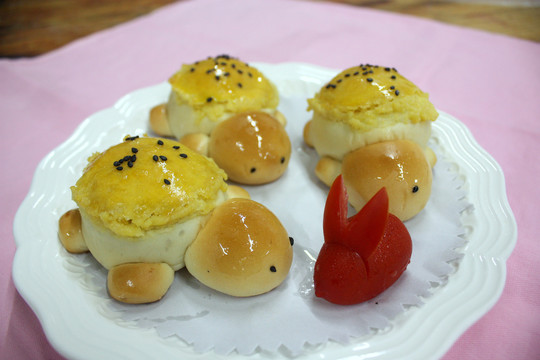 小乌龟酥皮包
