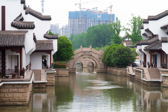 江苏常州淹城文化街桥