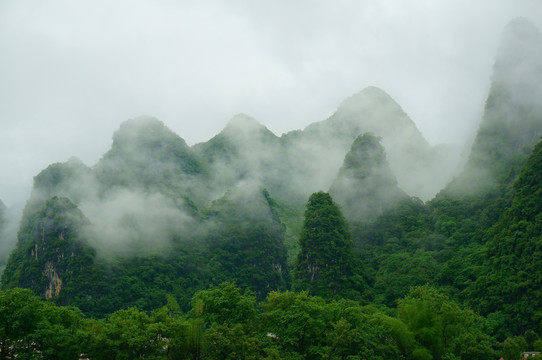 山峰