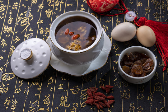 桂圆鸡蛋汤