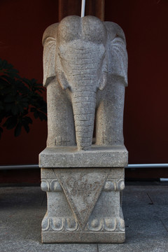 小象石雕