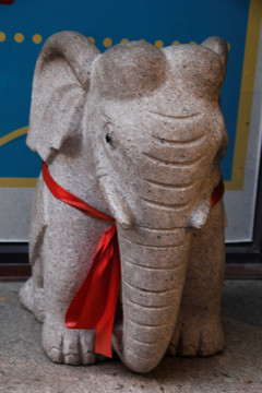 小象石雕