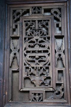 古代实木窗户