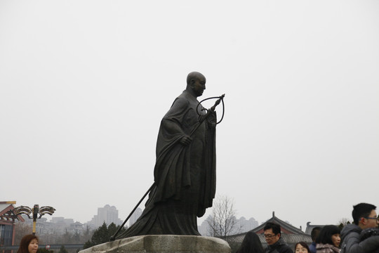 陕西西安大慈恩寺玄奘法师像