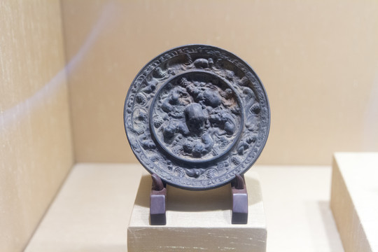 江苏苏州博物馆唐代海兽葡萄铜镜