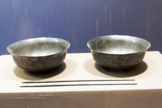 江苏苏州博物馆元代银筷银碗