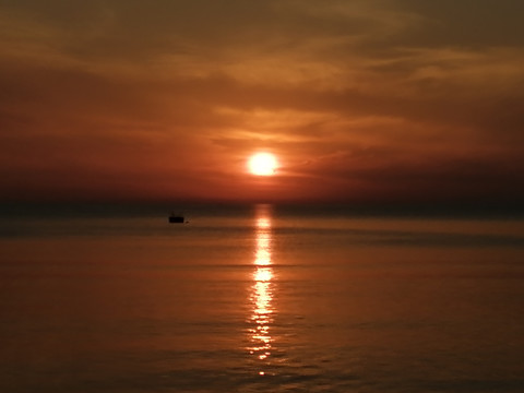 大海落日夕阳