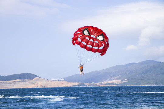 海上滑翔伞