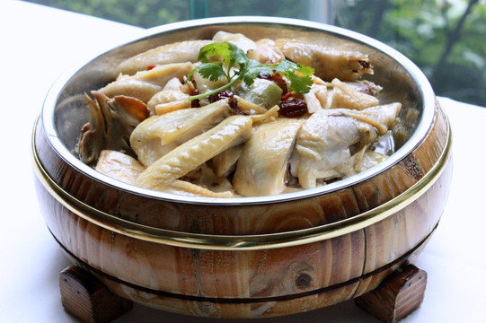 原只清炖鸡
