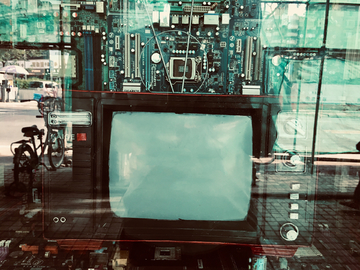 复古电子产品橱窗