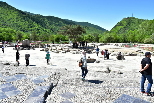 五台山白塔寺广场