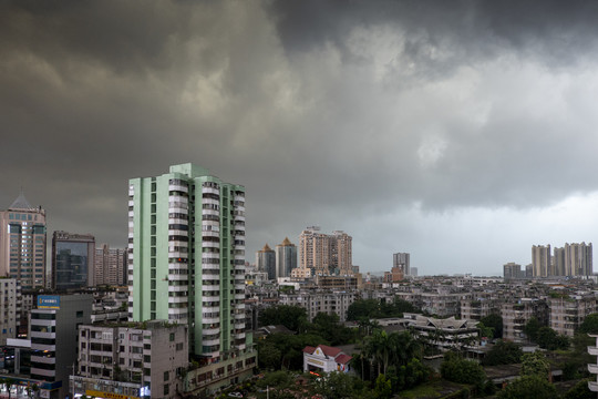 暴雨即将来临