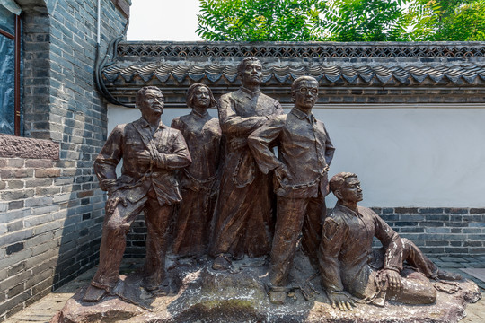 莒南山东省政府旧址雕塑