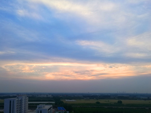 蓝天晚霞