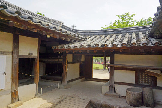 朝鲜时代传统韩屋庭院天井