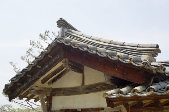 朝鲜时代传统韩屋瓦顶及飞檐