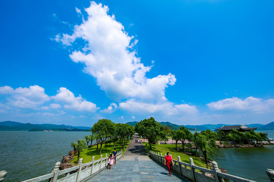 宁波东钱湖