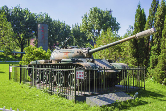 鞍钢展览馆展品59式中型坦克
