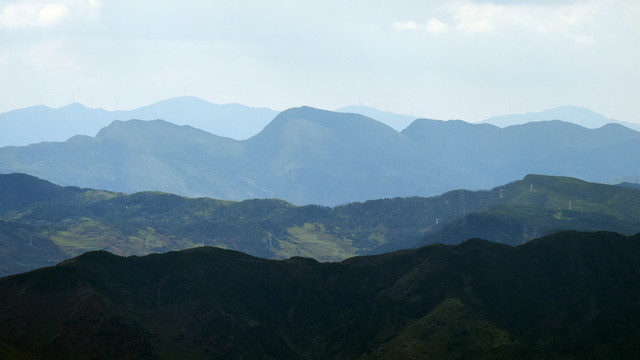 山峦叠嶂