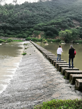 石墩桥