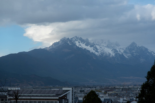 玉龙雪山