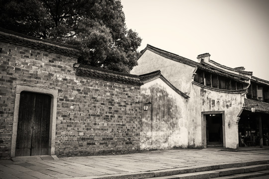 水墨乡村老建筑