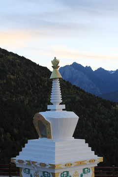 藏区白塔
