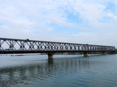襄阳汉江大桥