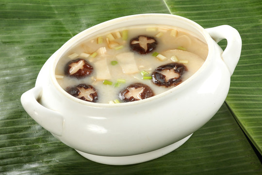 秘制杂菌汤