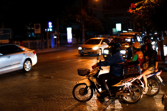 曼谷街头的摩托车